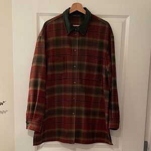 Plaid Women's Shirt Jacket with Green Collar